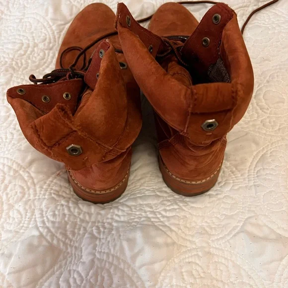 Timberland Lace-Up Boots - Picture 3 of 6